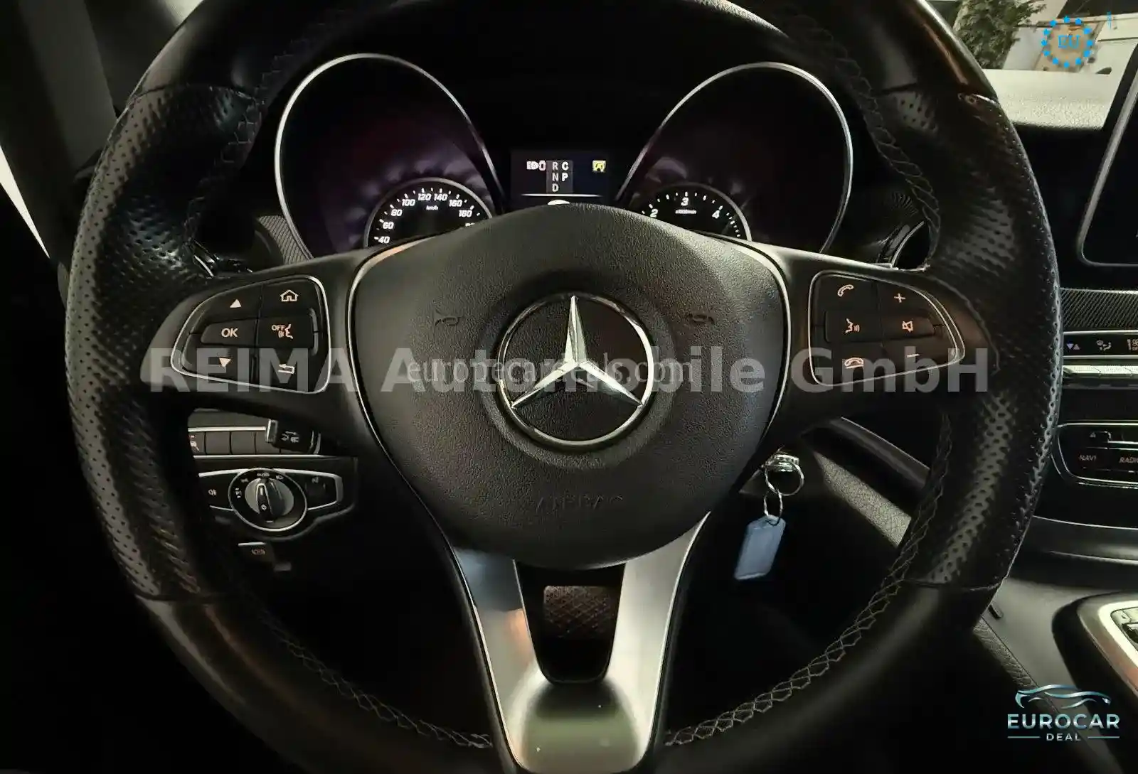 Mercedes-Benz V 250