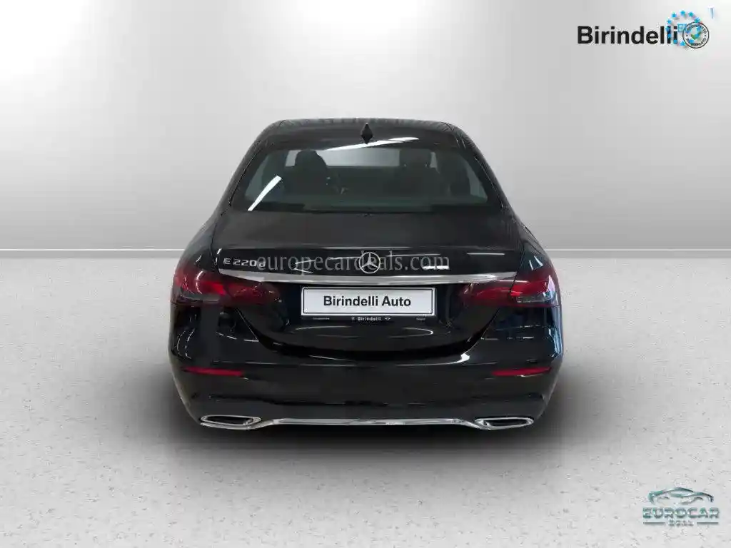 Mercedes-Benz E 220