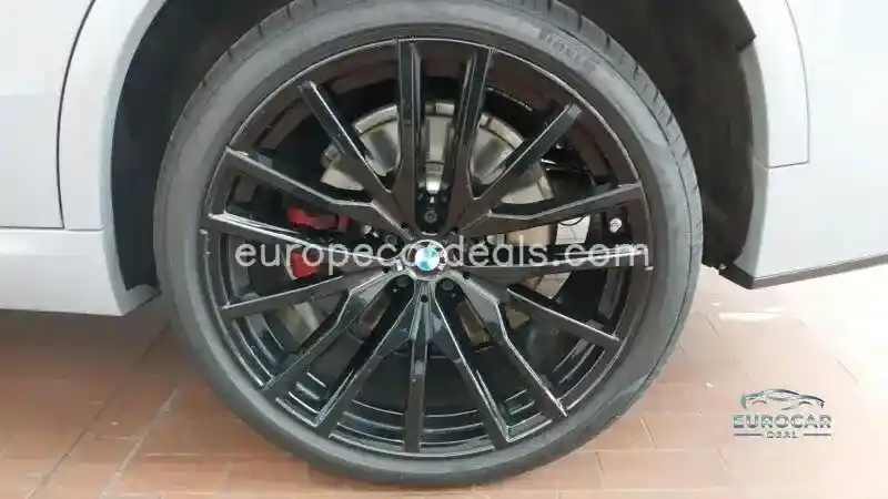 BMW X5 M60