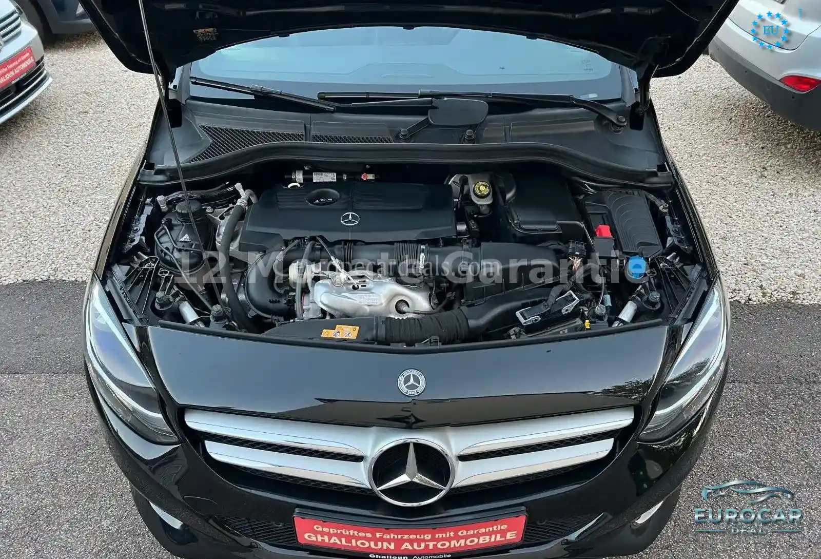 Mercedes-Benz B 180