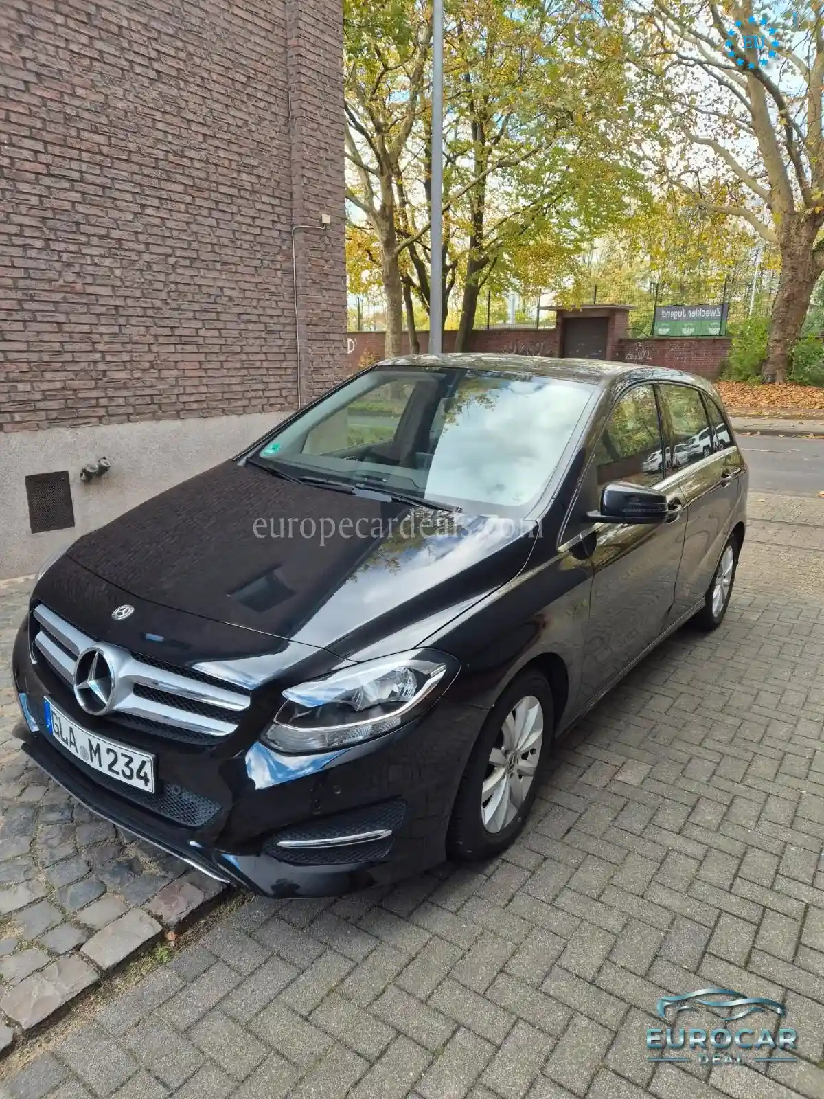 Mercedes-Benz B 200