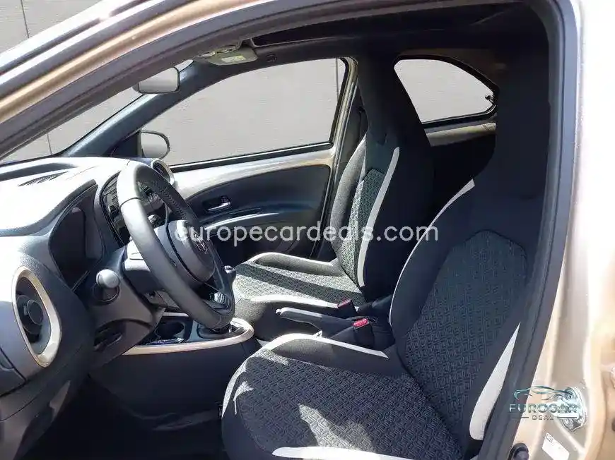 Toyota Aygo (X)