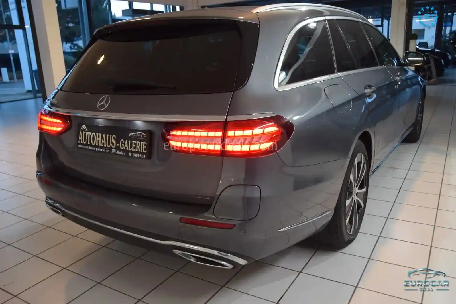 Mercedes-Benz E 300