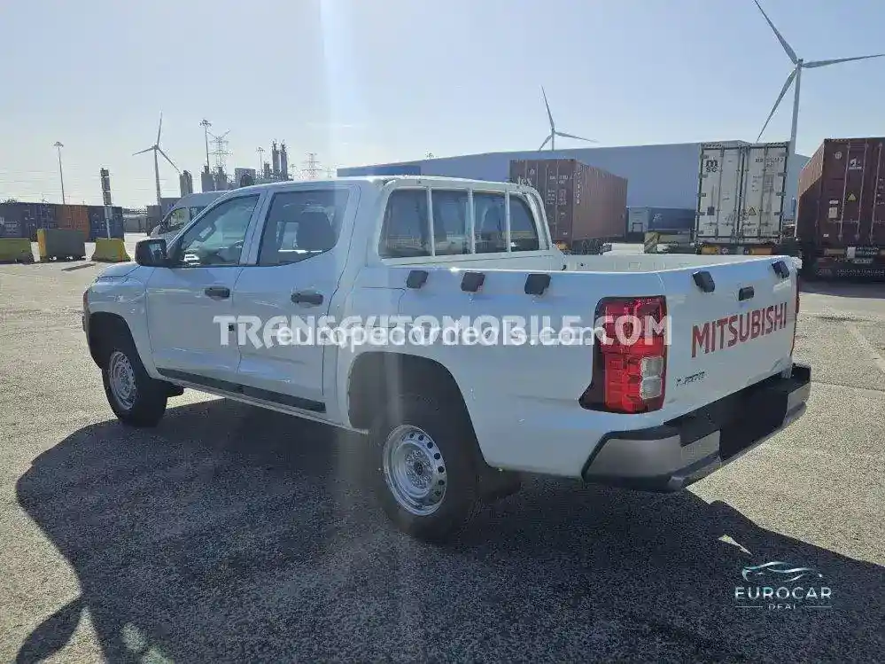 Mitsubishi L200