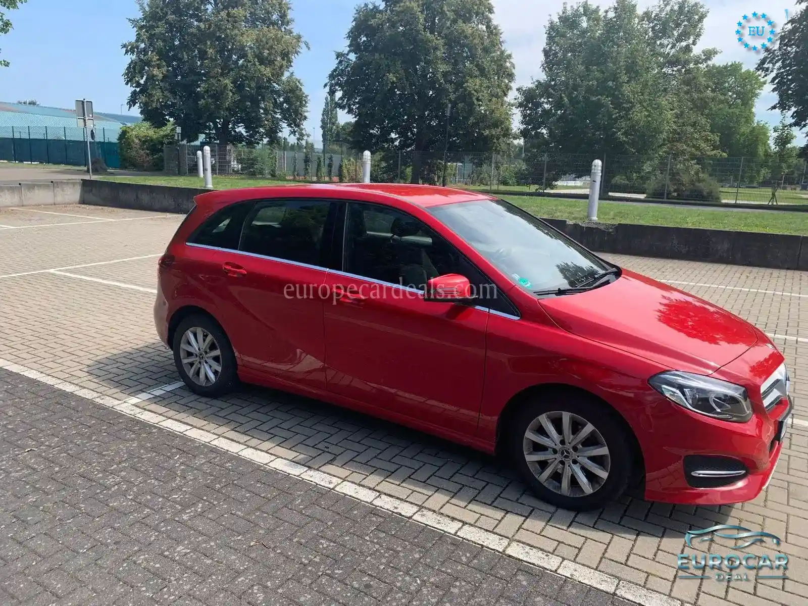 Mercedes-Benz B 200