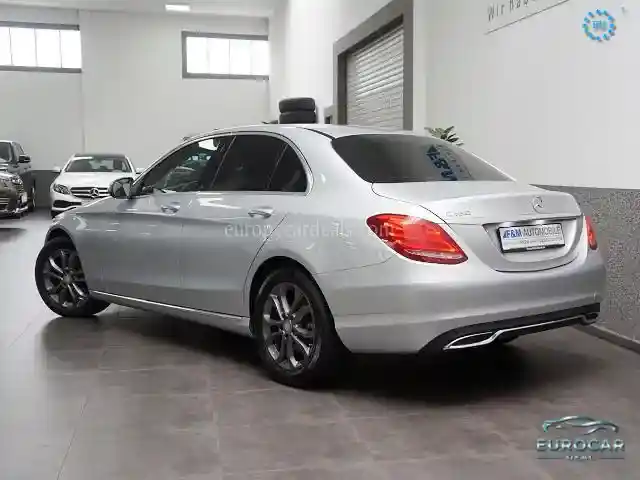 Mercedes-Benz C 180