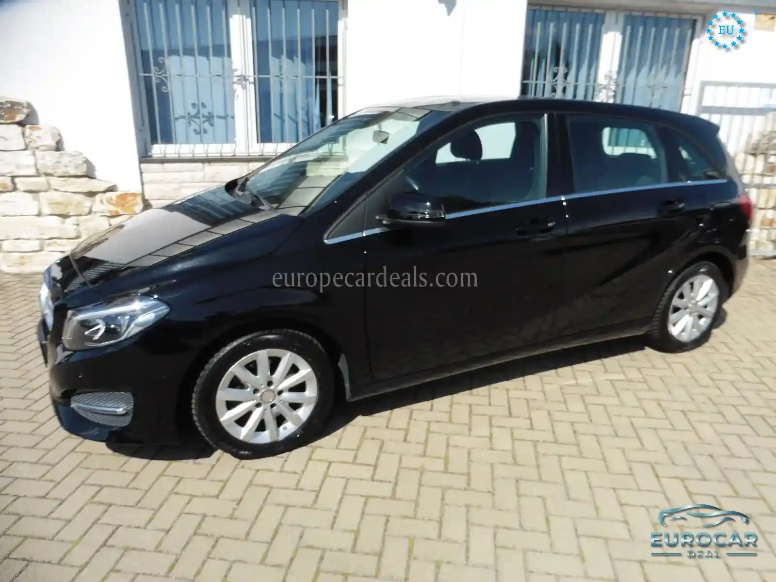 Mercedes-Benz B 180