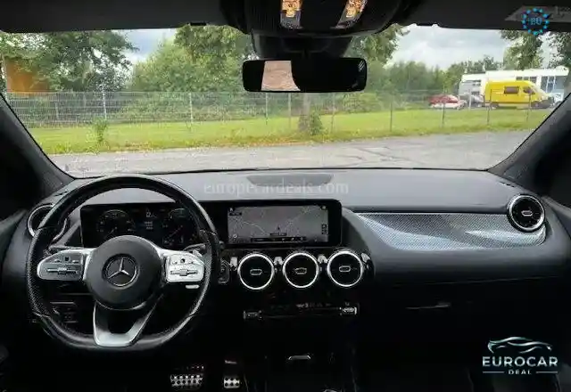 Mercedes-Benz B 220