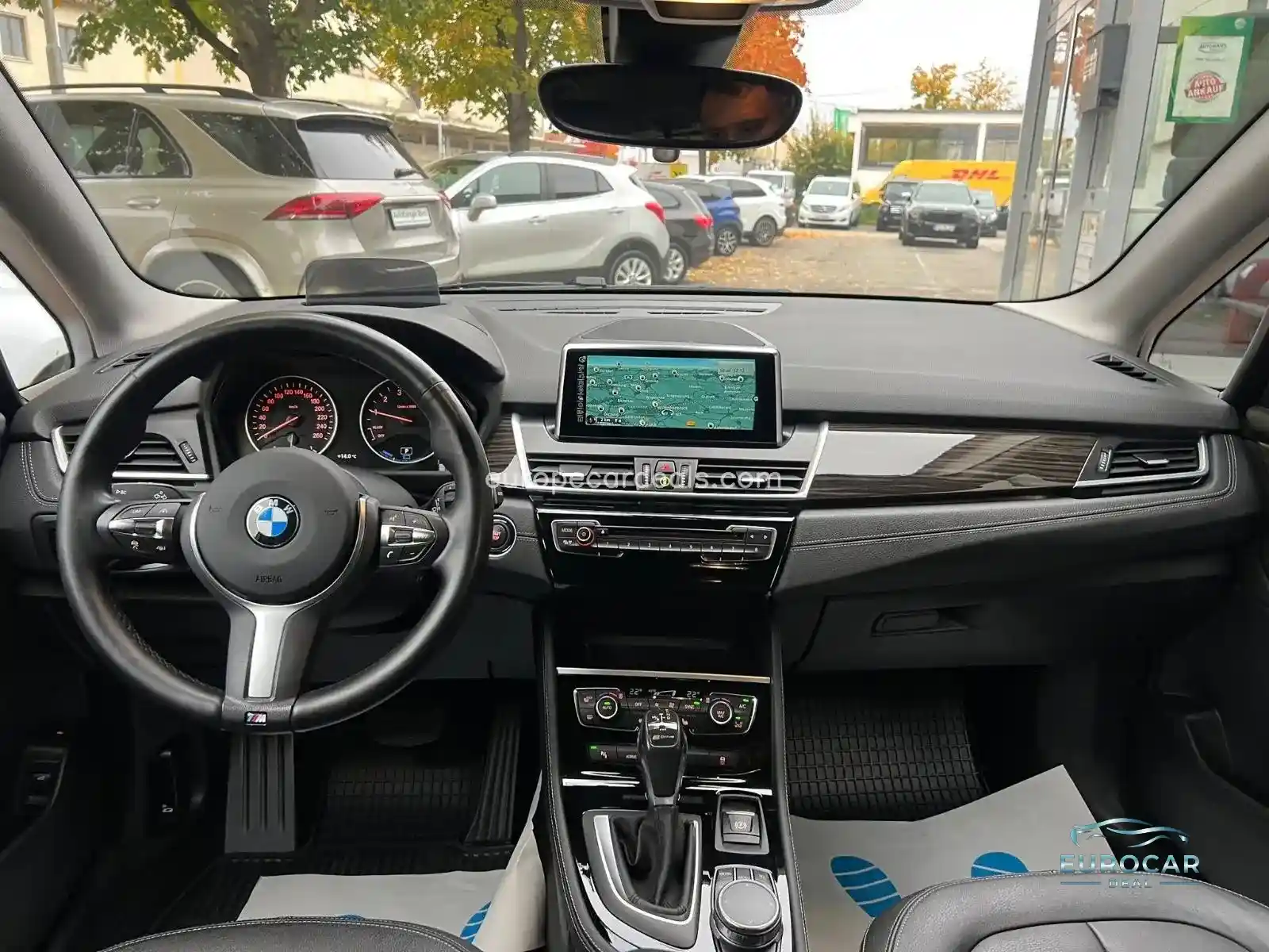 BMW 225