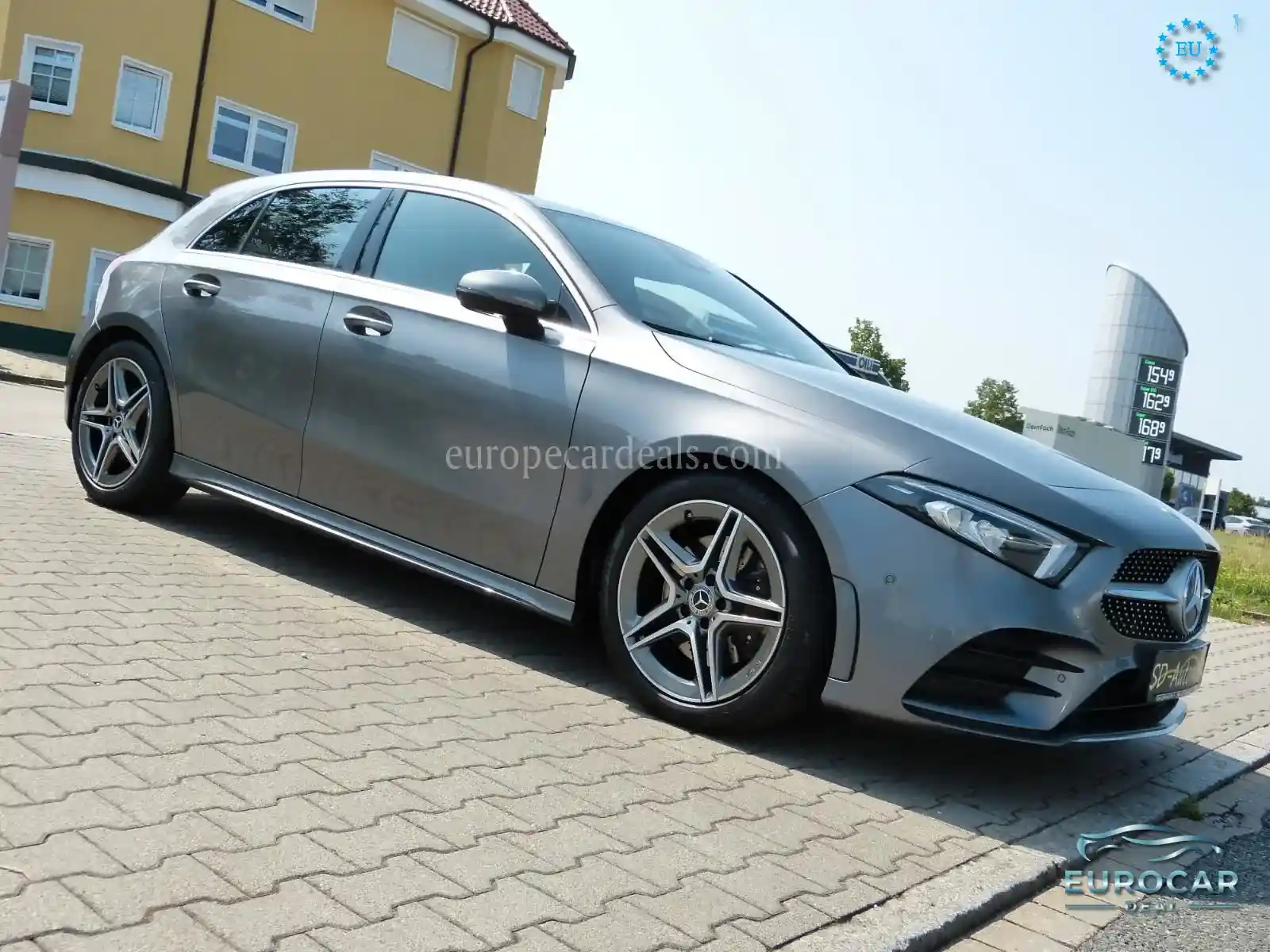 Mercedes-Benz A 220