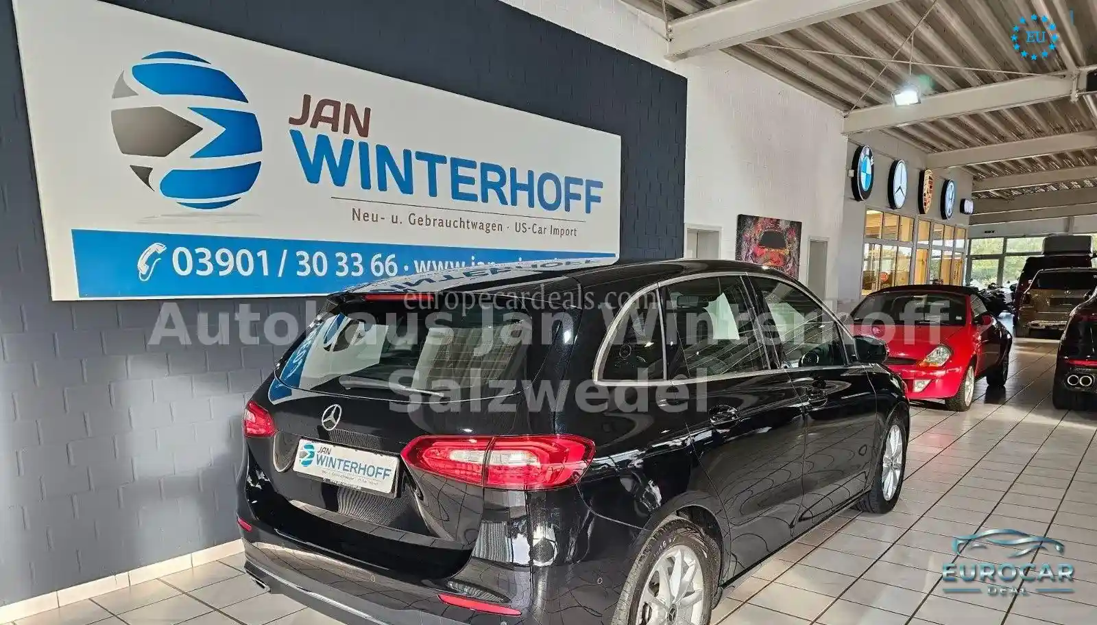 Mercedes-Benz B 180