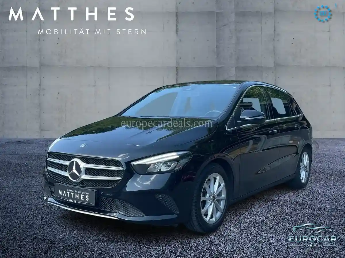 Mercedes-Benz B 220