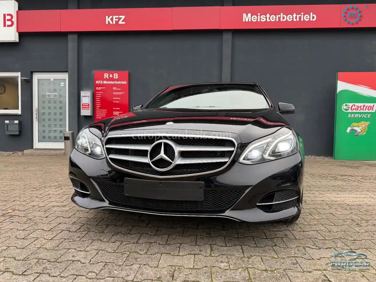 Mercedes-Benz E 200