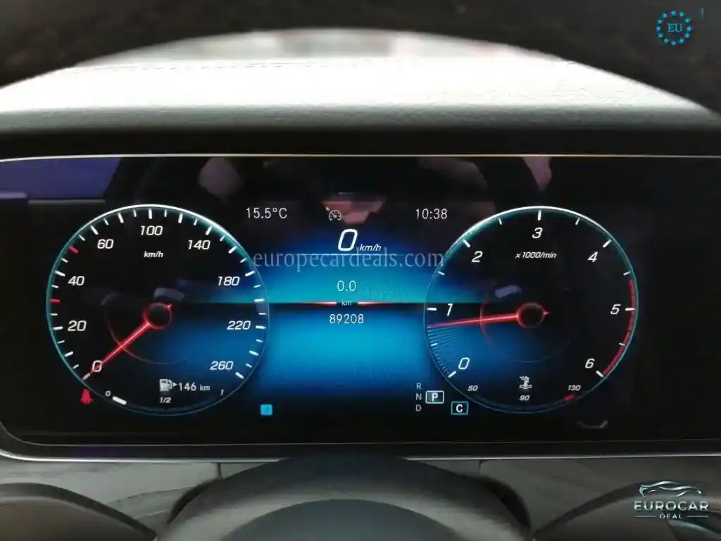 Mercedes-Benz E 220