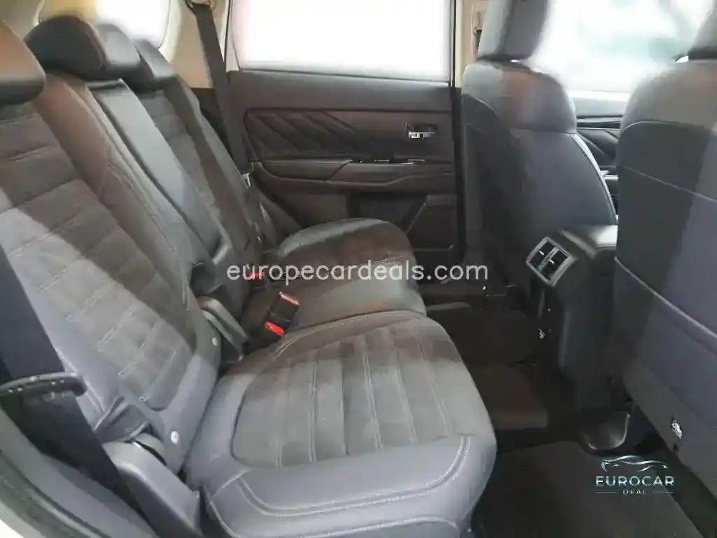 Mitsubishi Plug-in Hybrid Outlander