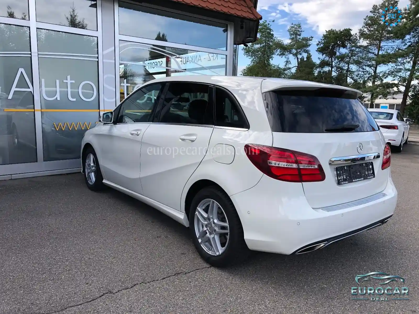 Mercedes-Benz B 200