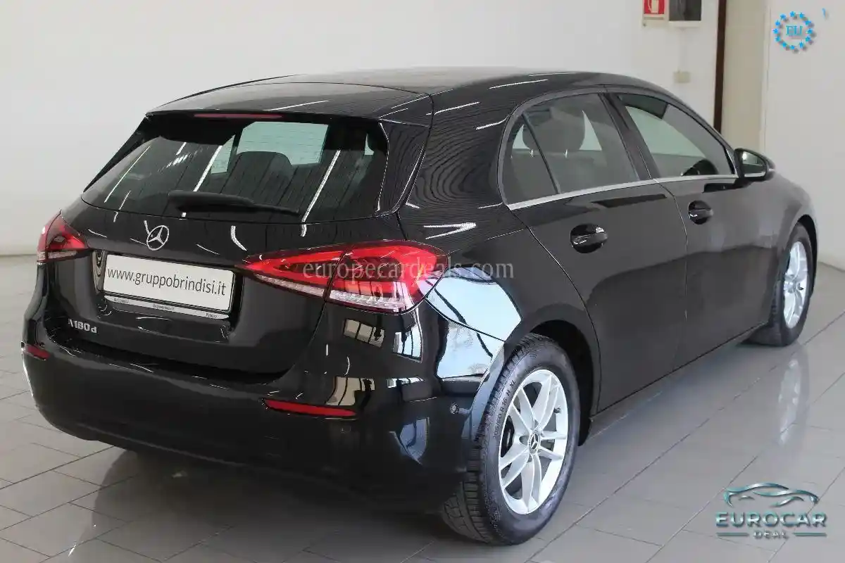 Mercedes-Benz A 180