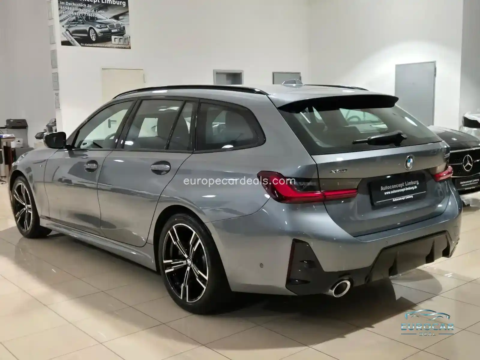 BMW 330