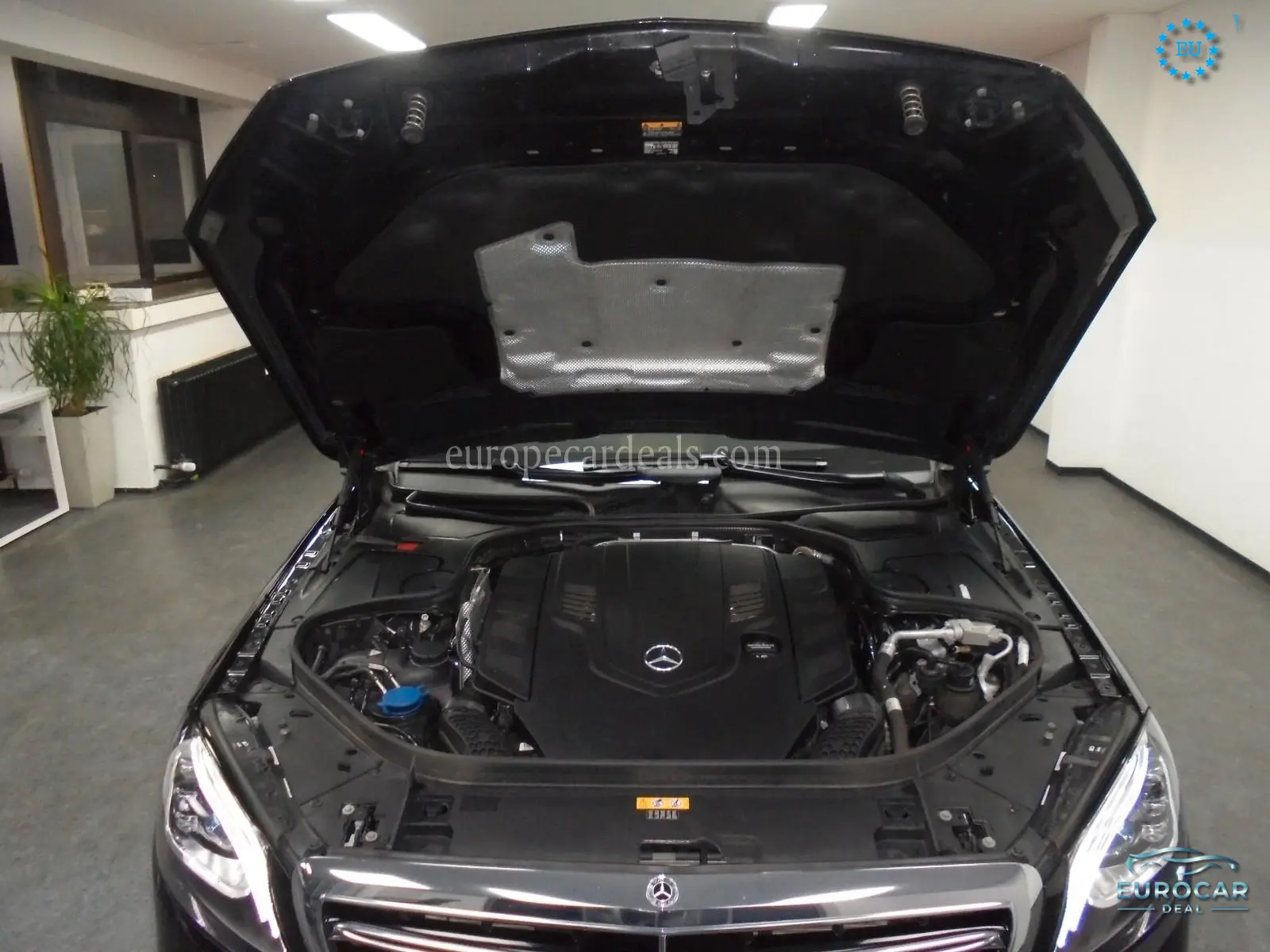 Mercedes-Benz S 560