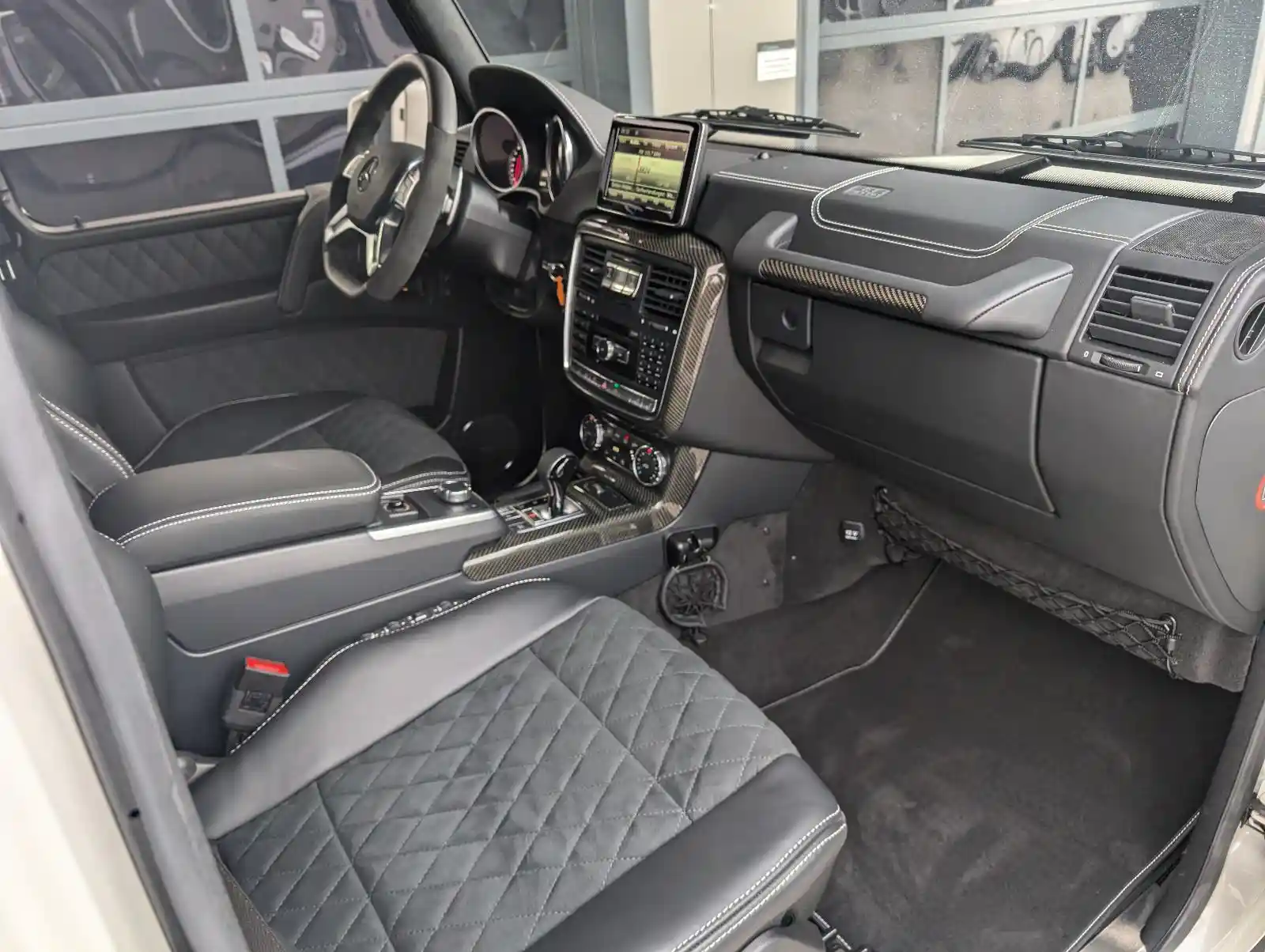 Mercedes-Benz G 500
