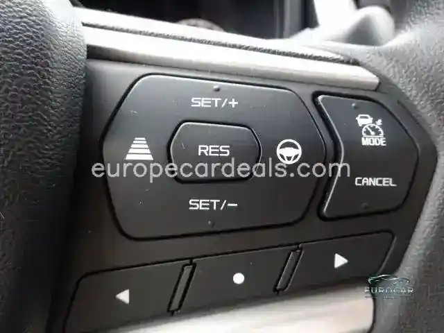 Space Cab 4WD LS PDC CarPlay Jägerrabatt