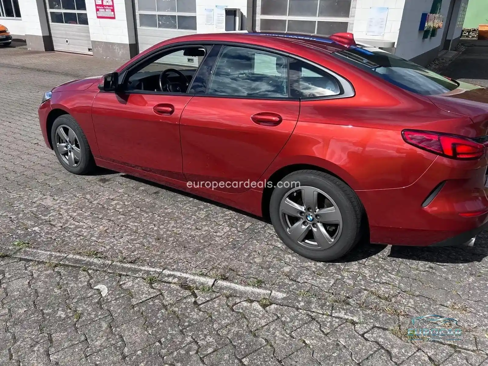 BMW 218