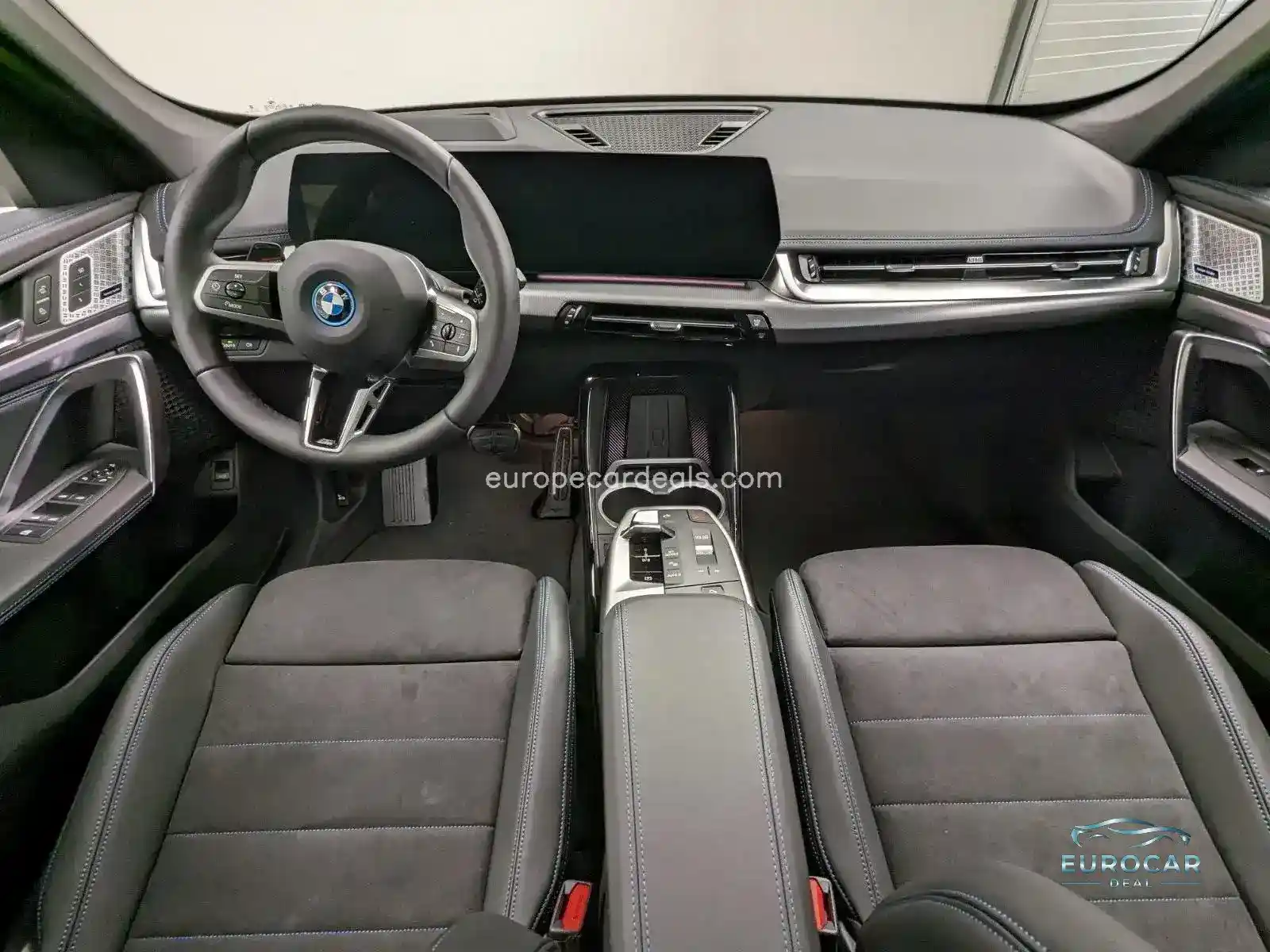 BMW iX1