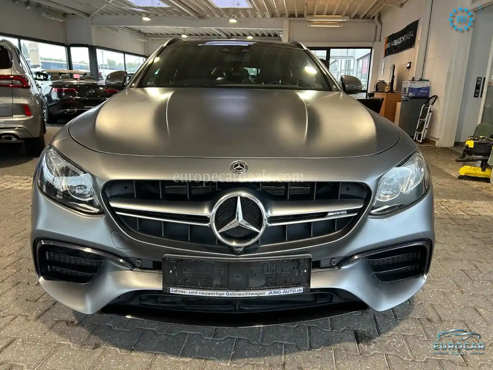 Mercedes-Benz E 63 AMG