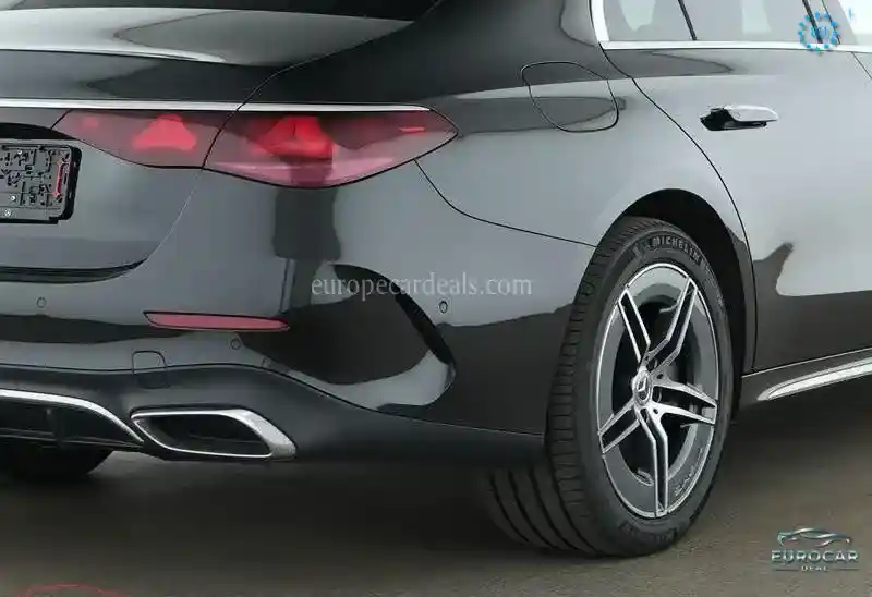 Mercedes-Benz E 300