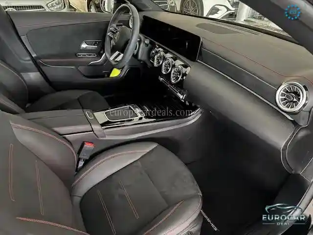 Mercedes-Benz CLA 200 Shooting Brake