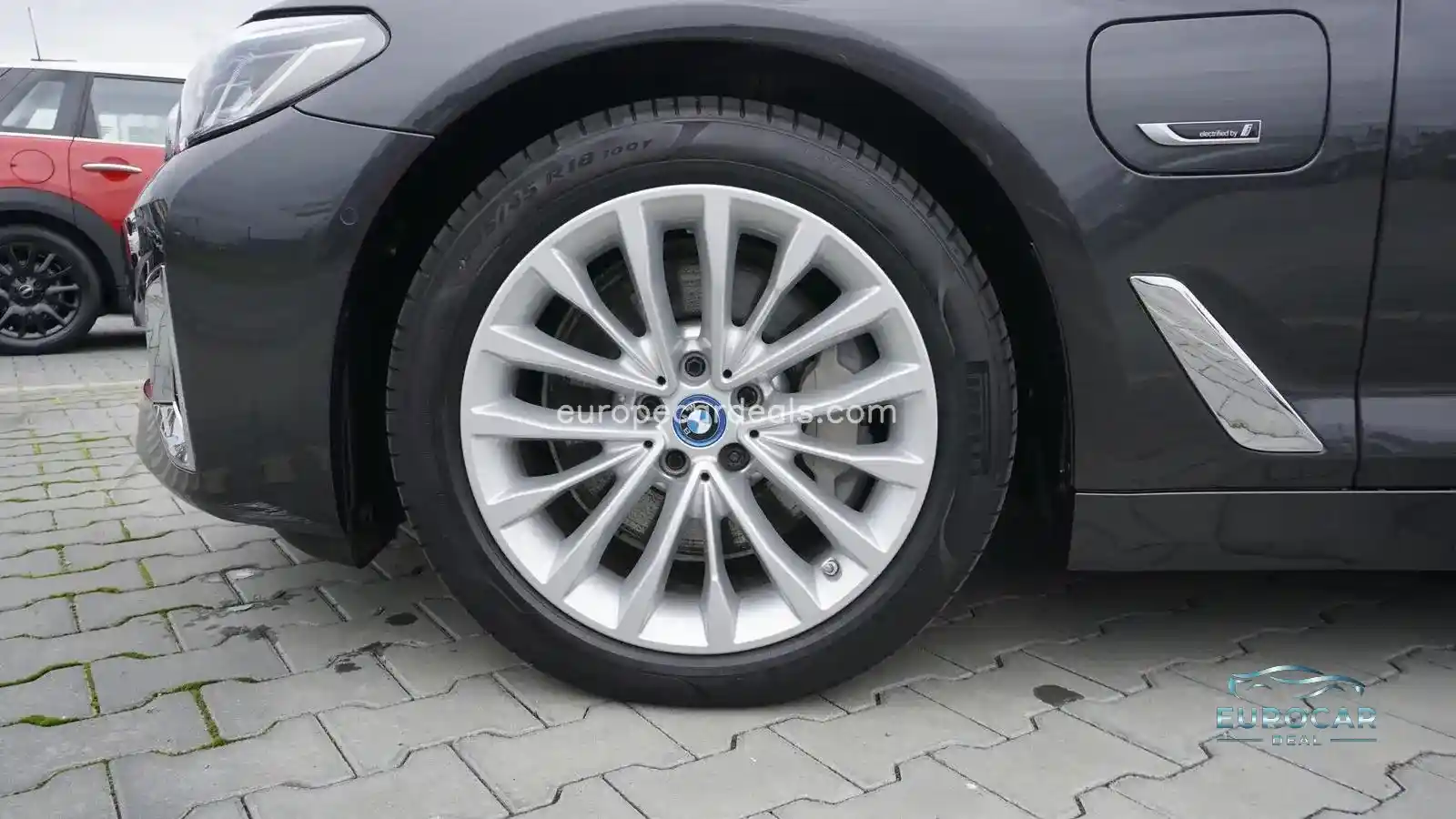 BMW 530