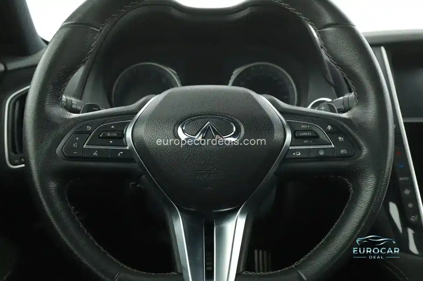 Infiniti Q60