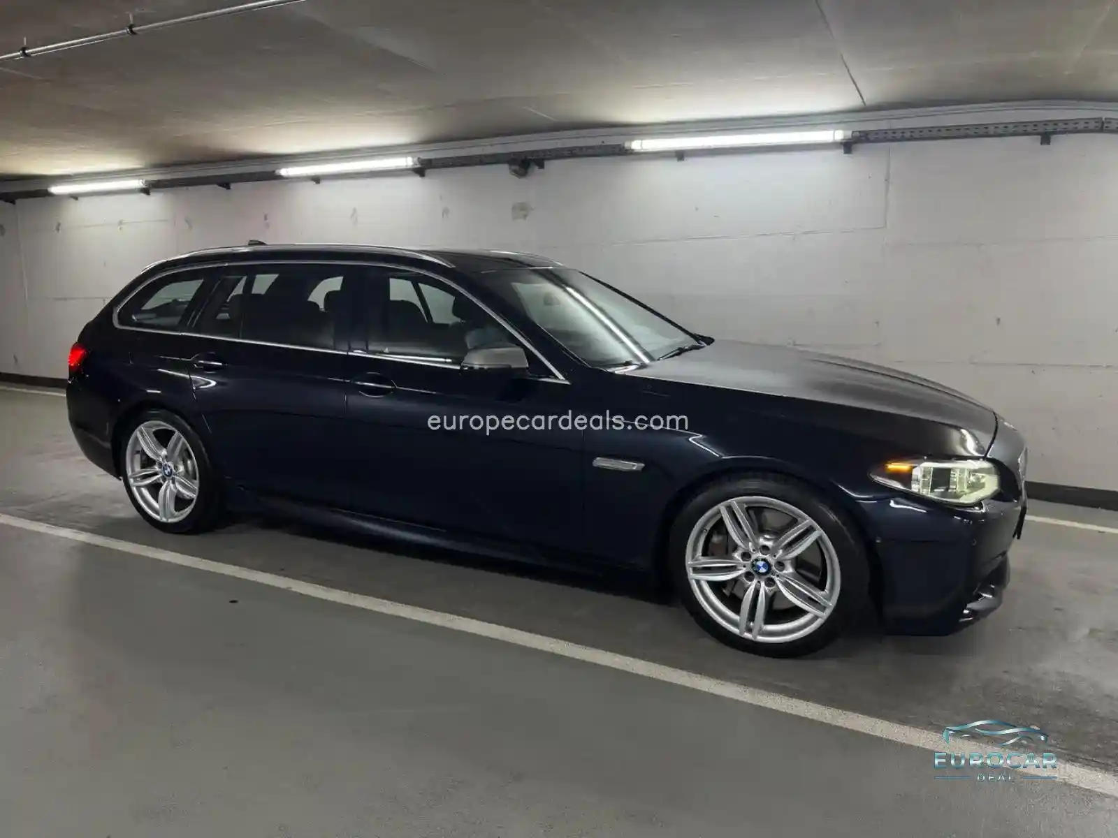 BMW M550