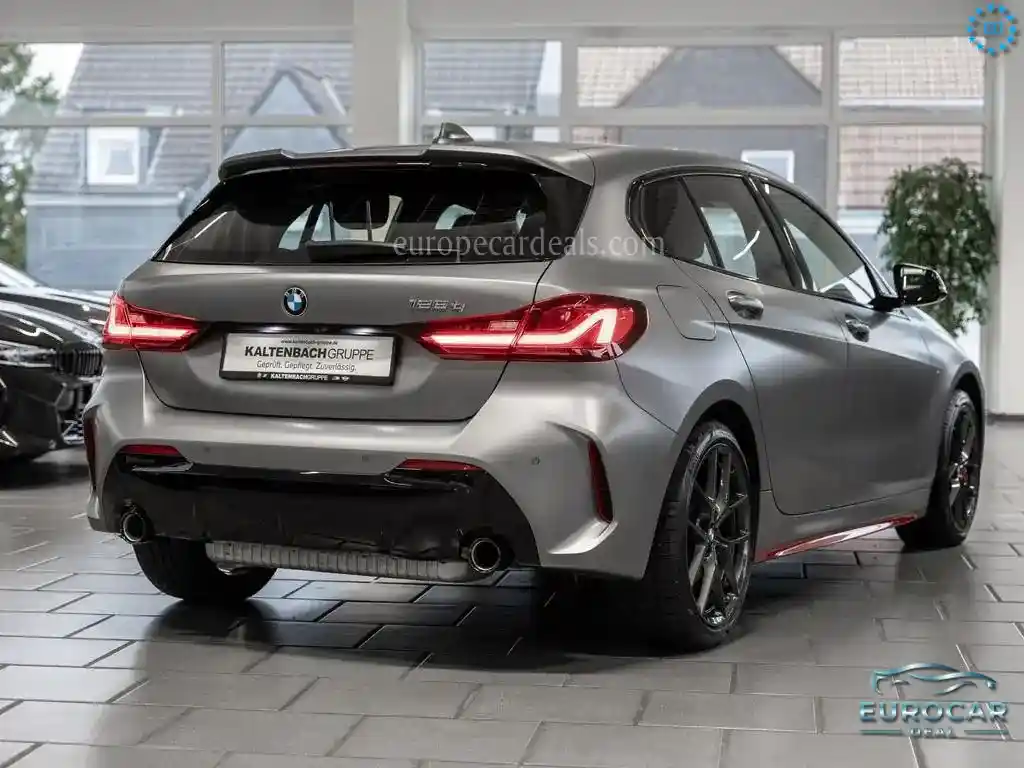BMW 128