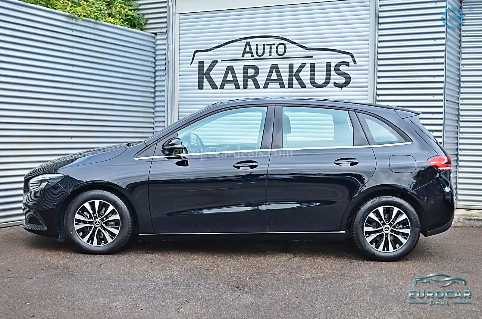 Mercedes-Benz B 200