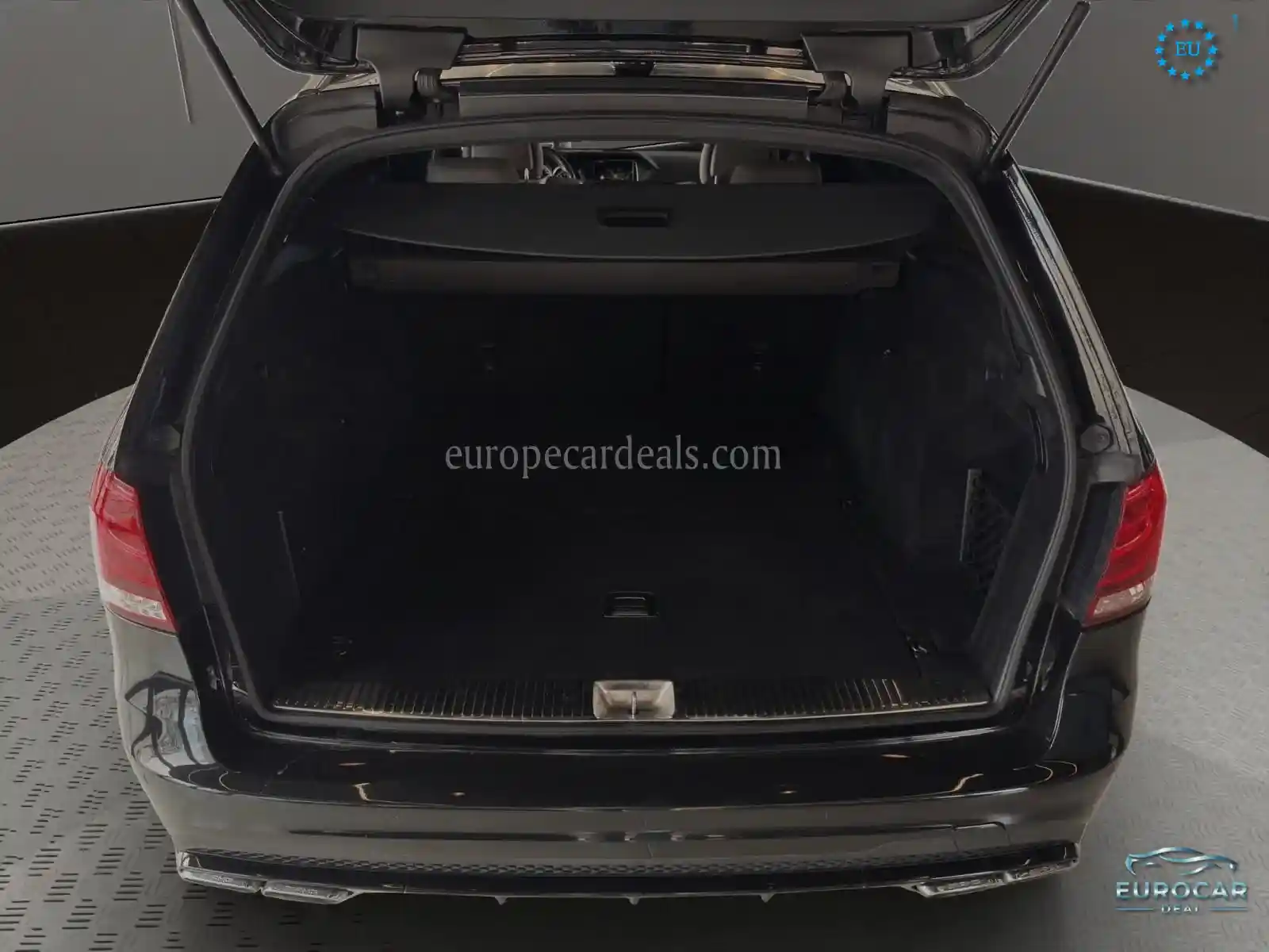 Mercedes-Benz E 63 AMG