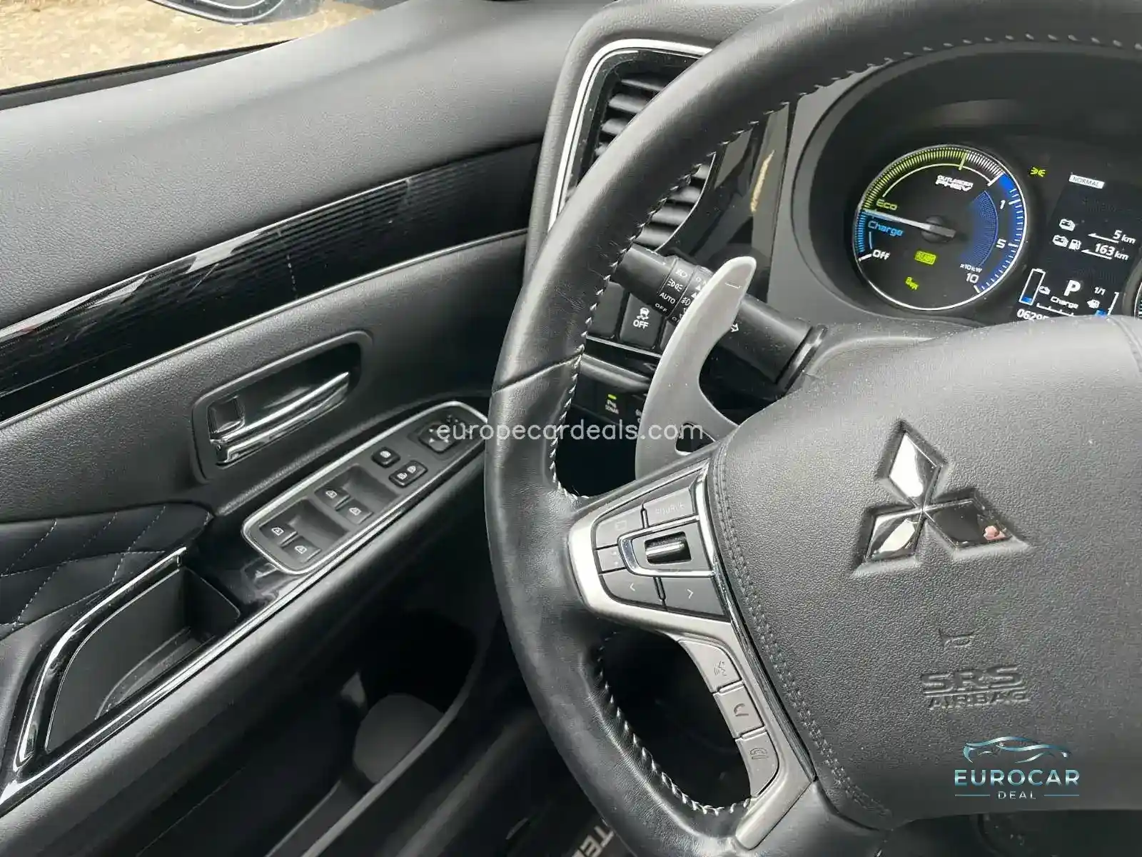 Mitsubishi Plug-in Hybrid Outlander