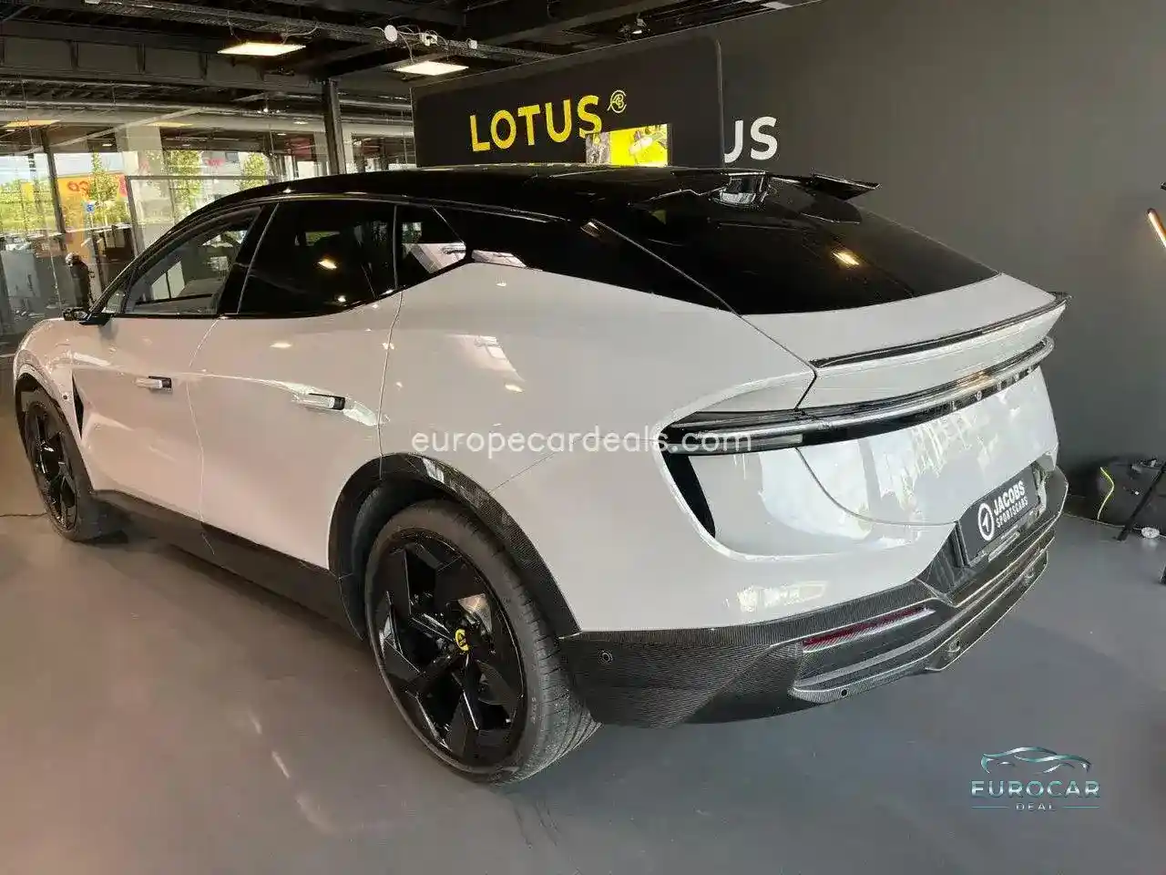 Lotus Eletre