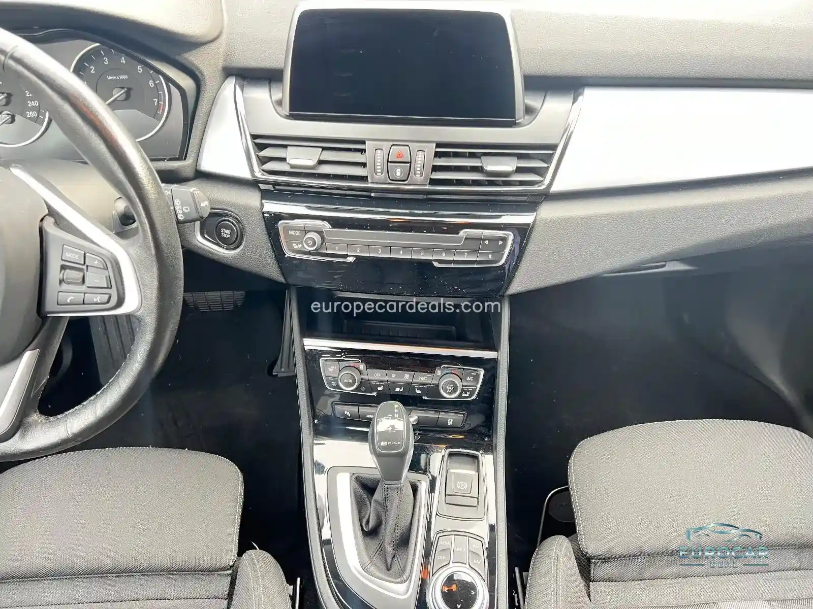 BMW 225