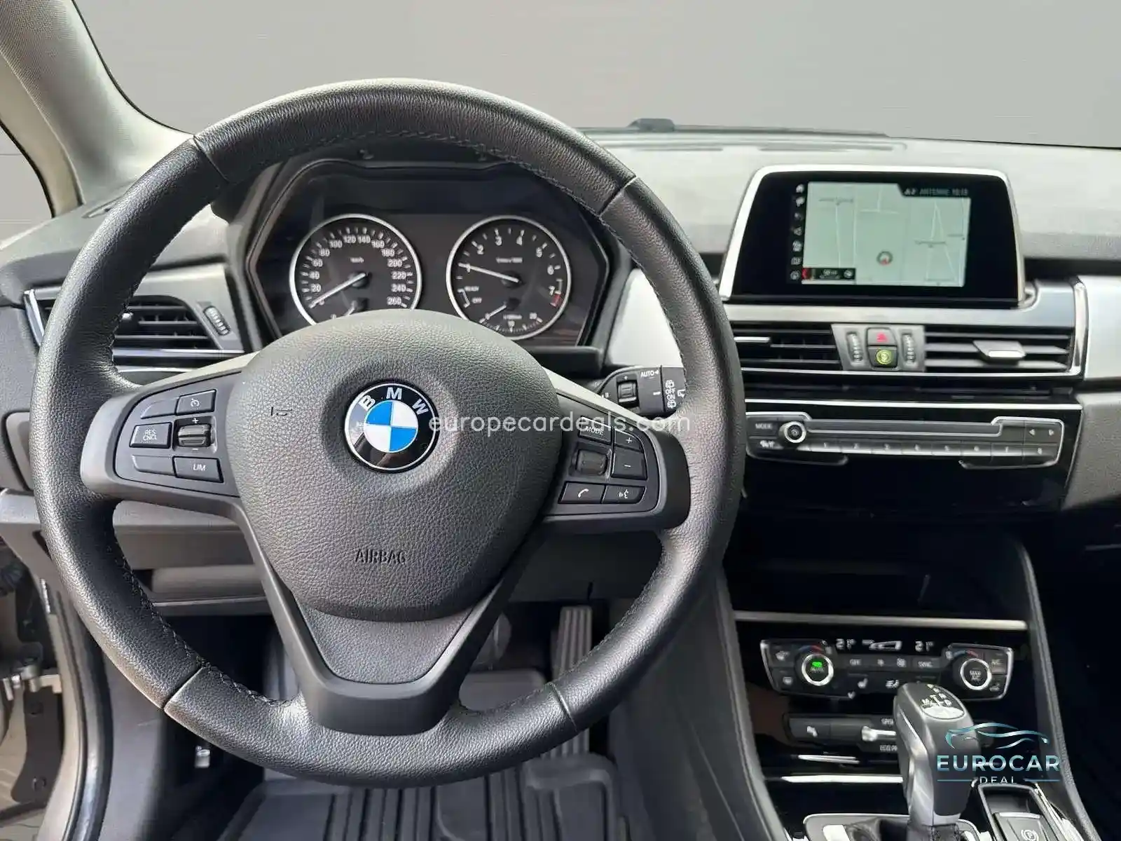 BMW 218