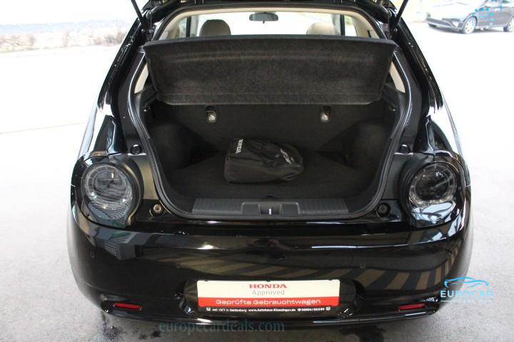 Honda e