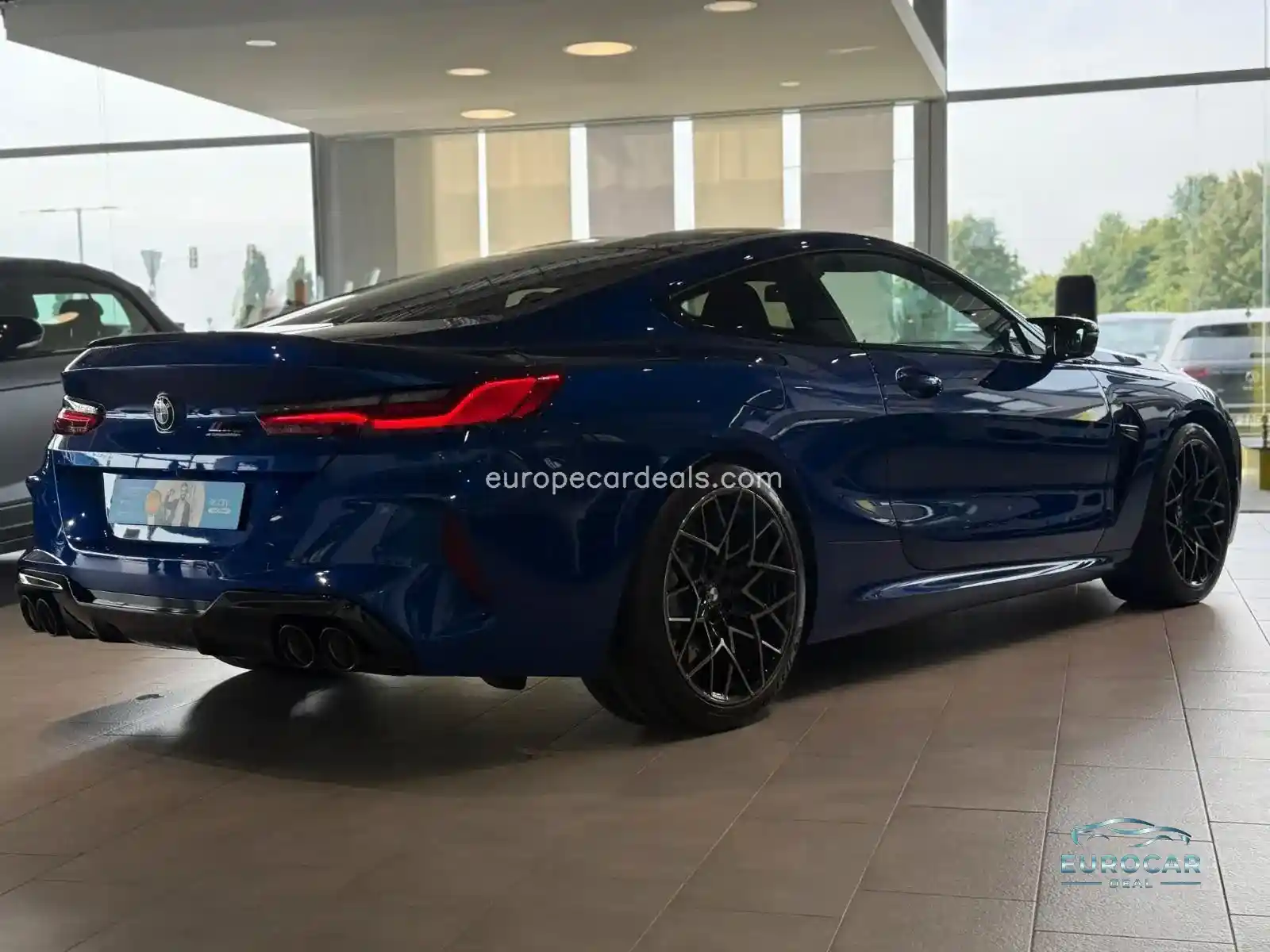 BMW M8