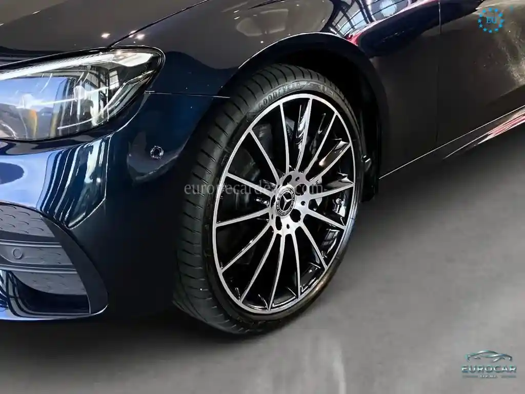 Mercedes-Benz E 400