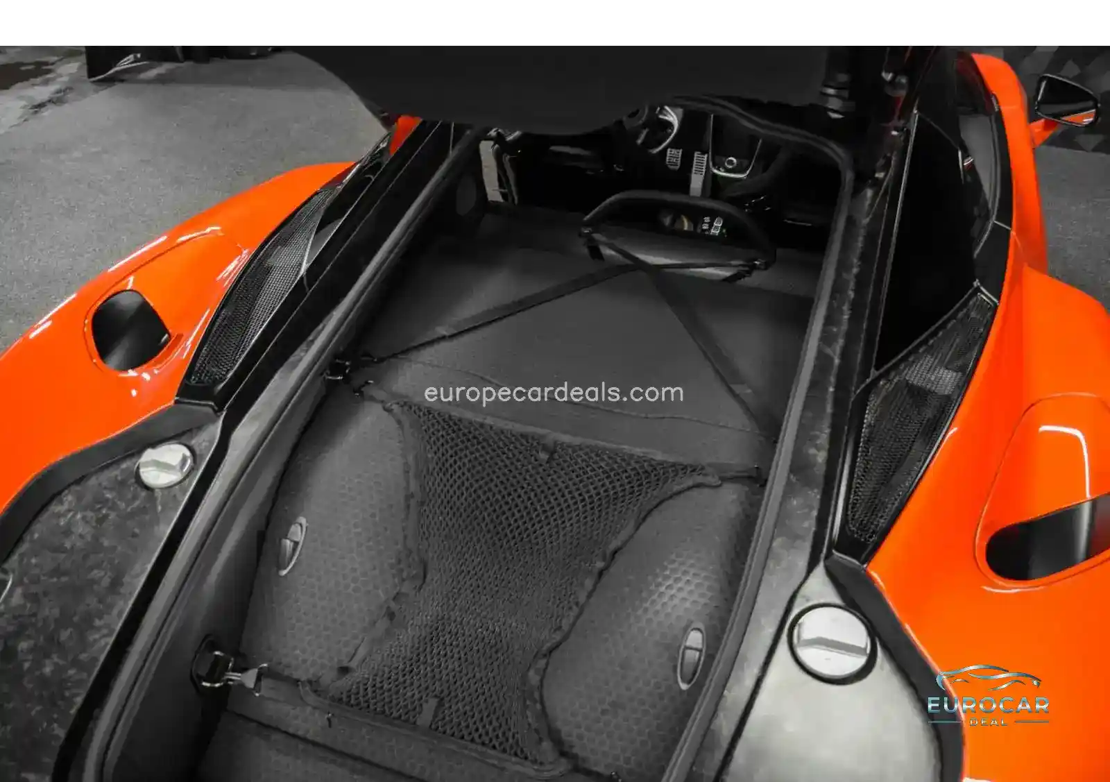 McLaren GT