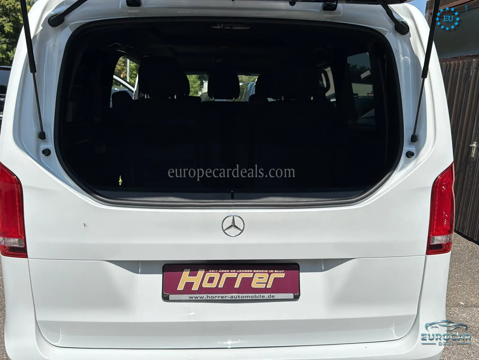 Mercedes-Benz V 220