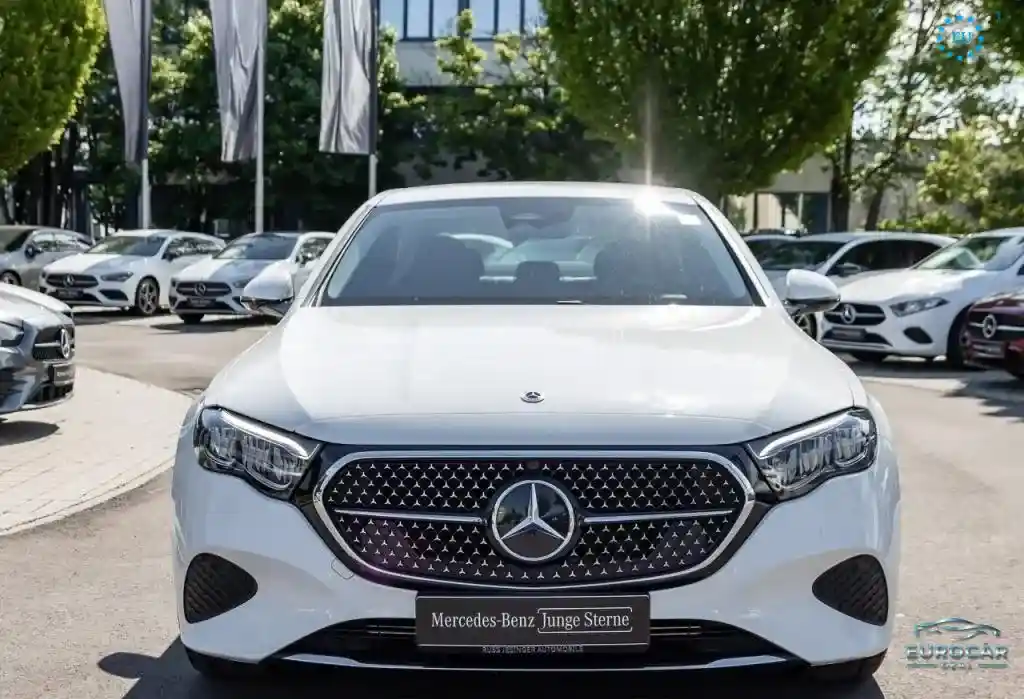 Mercedes-Benz E 220