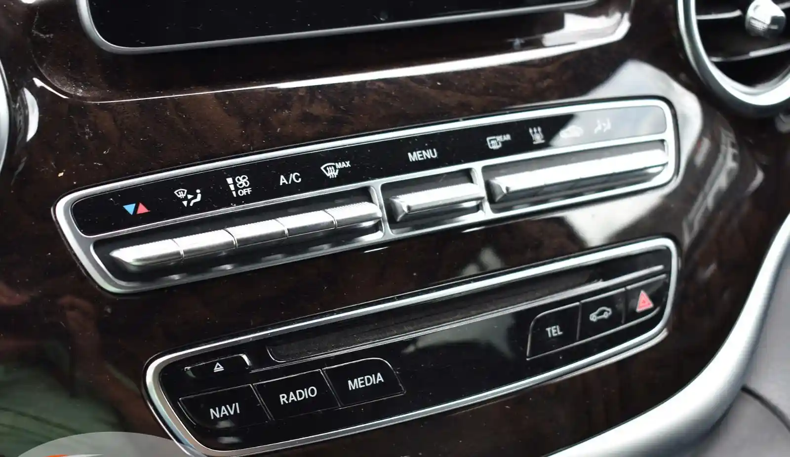 Mercedes-Benz V 200