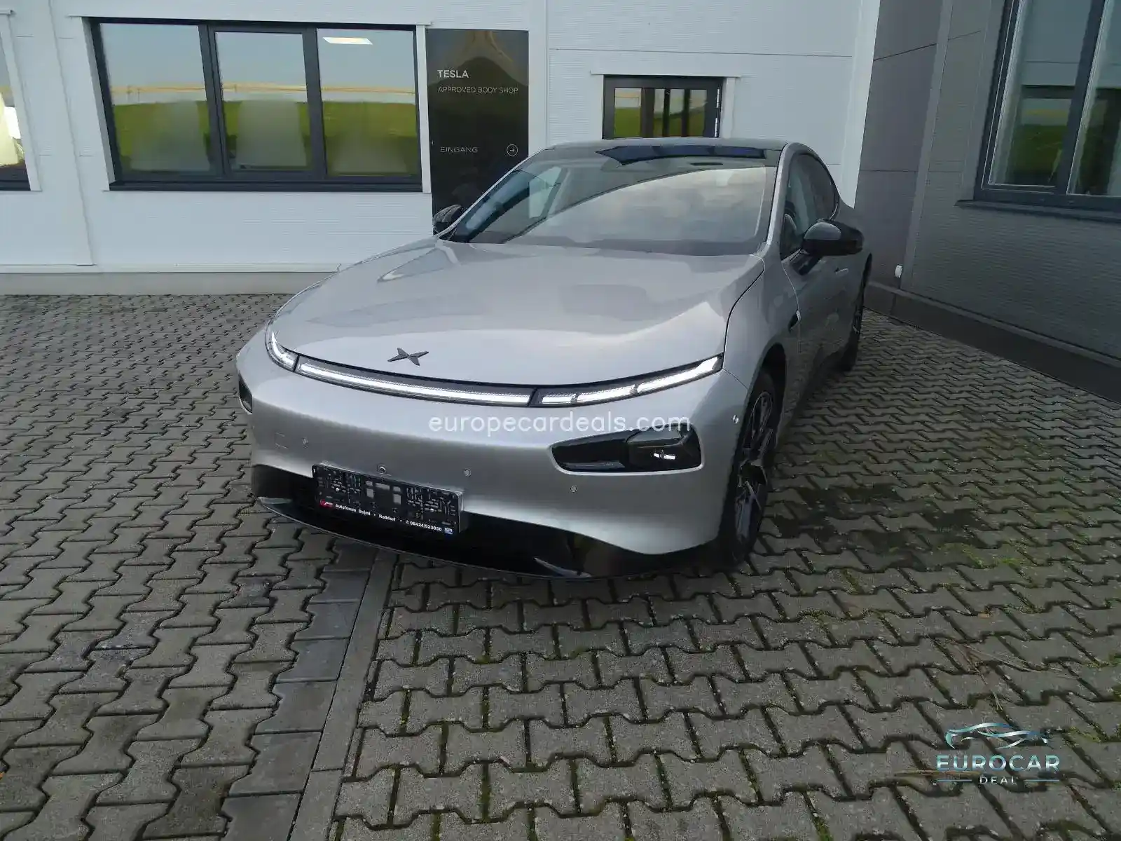 XPENG P7