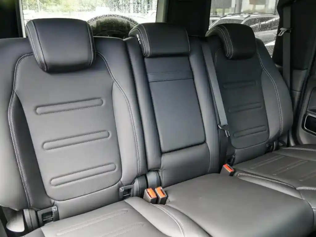 Mercedes-Benz G 500