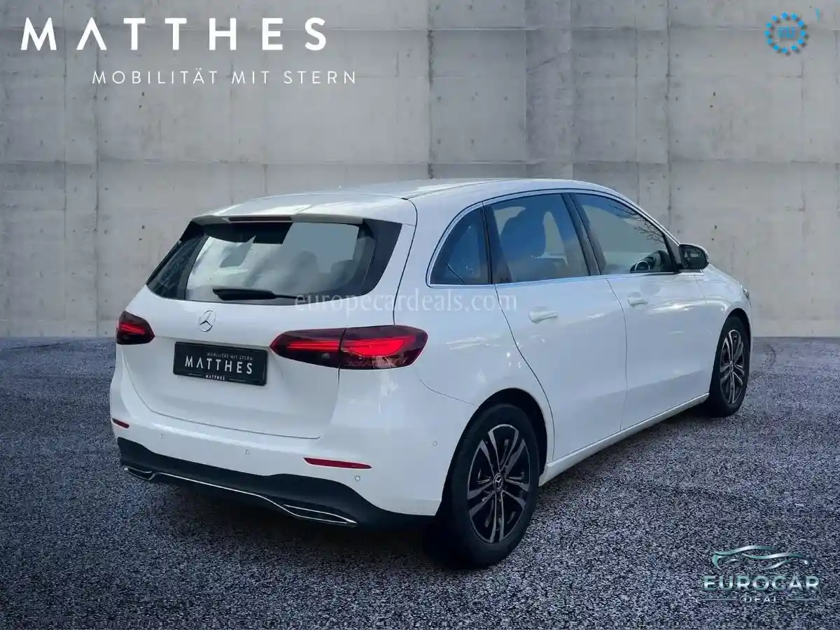 Mercedes-Benz B 200